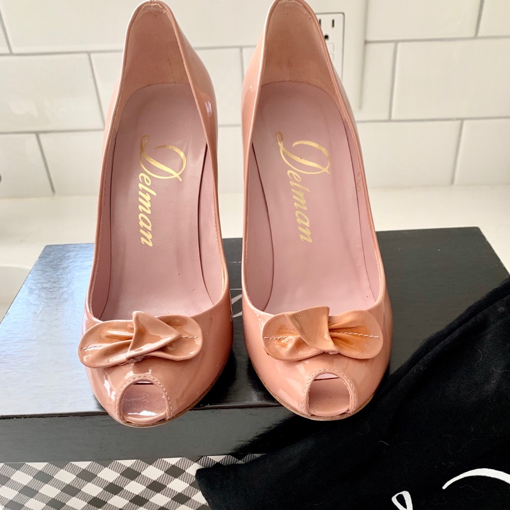 Authentic Delman Sigrid Rosewater Patent Shoes Sz6